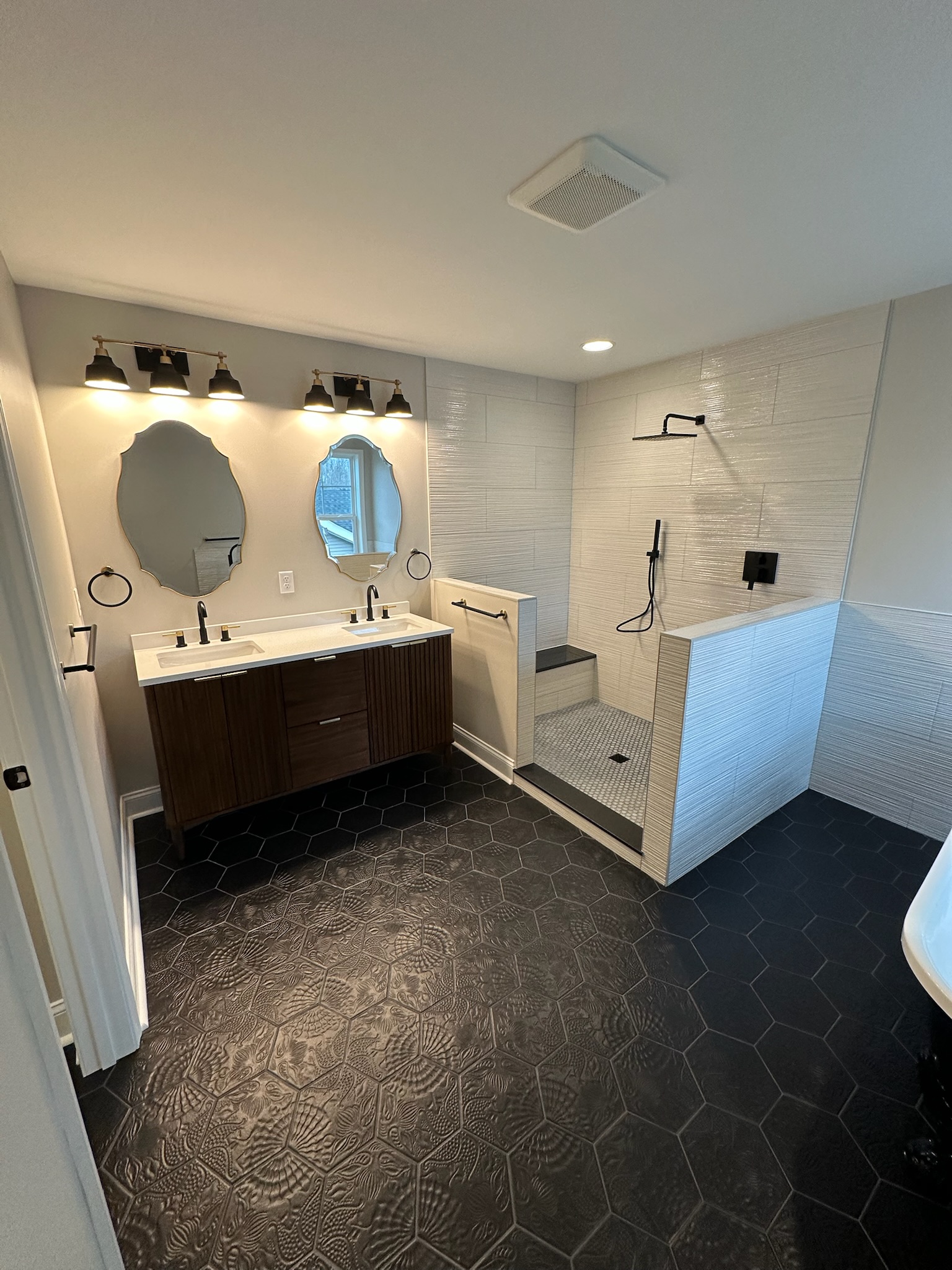 Bathroom Remodel project photo