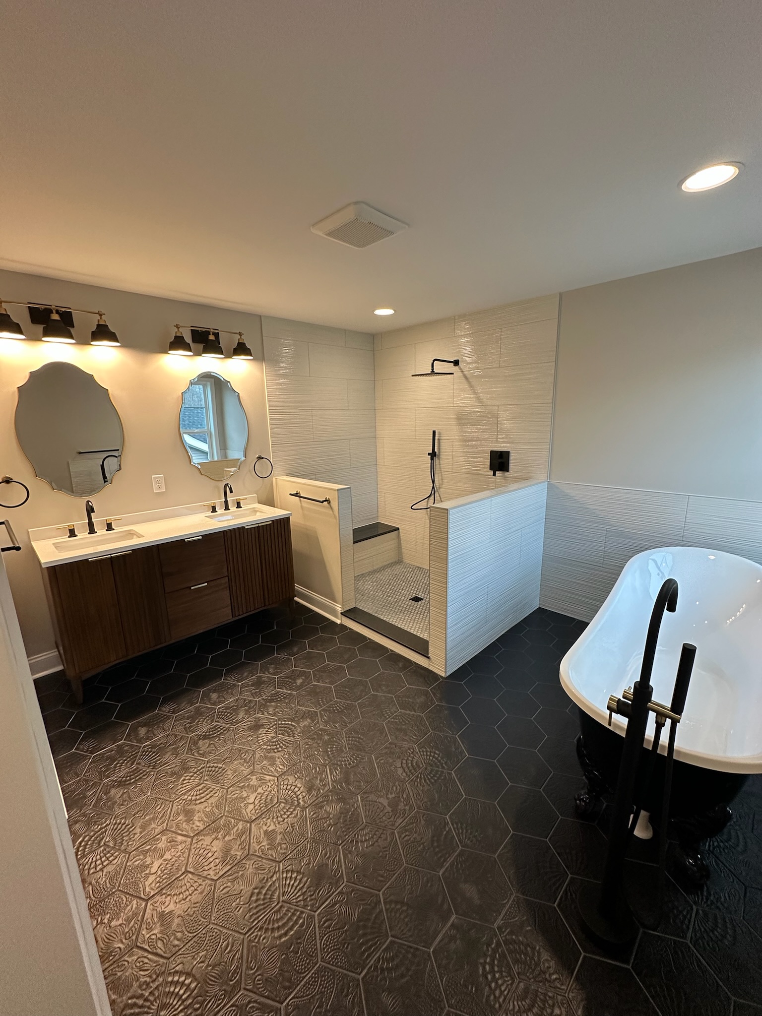 Bathroom Remodel project photo